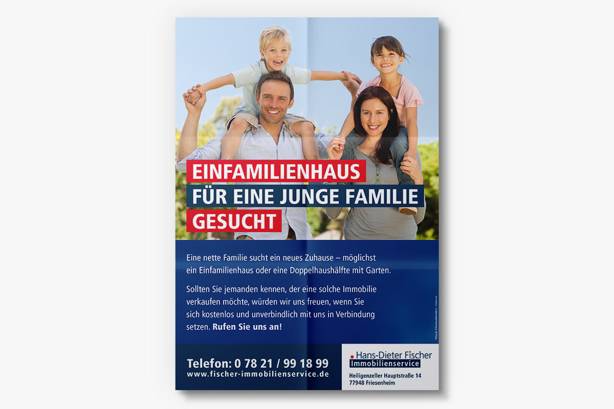 Plakat Familie Fischer Immobilienservice